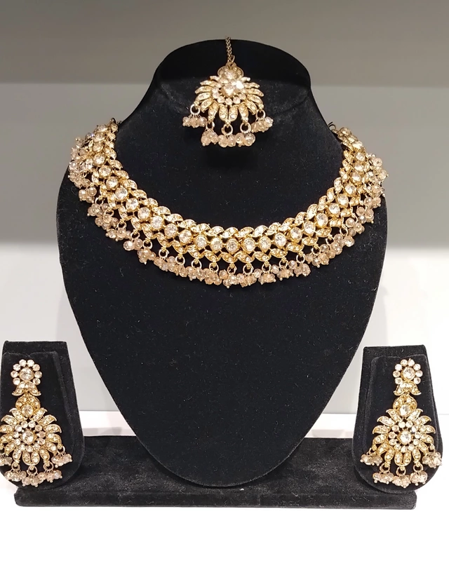 kundan gold stone bridal necklace set