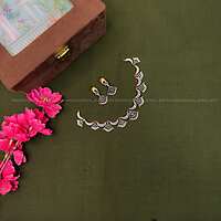 Inverted shell necklace