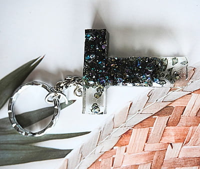 'T' IMPERFECTO MANIA LETTER KEYCHAIN 'T' IMPERFECTO MANIA LETTER KEYCHAIN