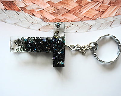 'T' IMPERFECTO MANIA LETTER KEYCHAIN 'T' IMPERFECTO MANIA LETTER KEYCHAIN