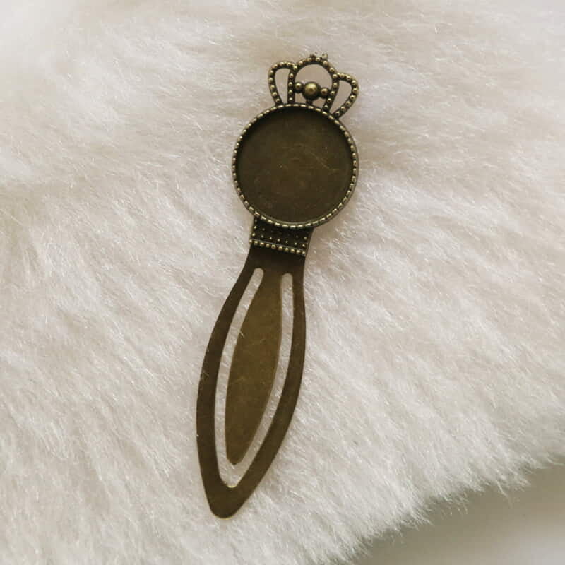 Antique Bronze Book Mark Modal 102