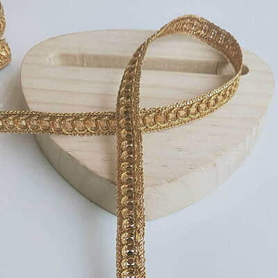 Gold Lace Design 110