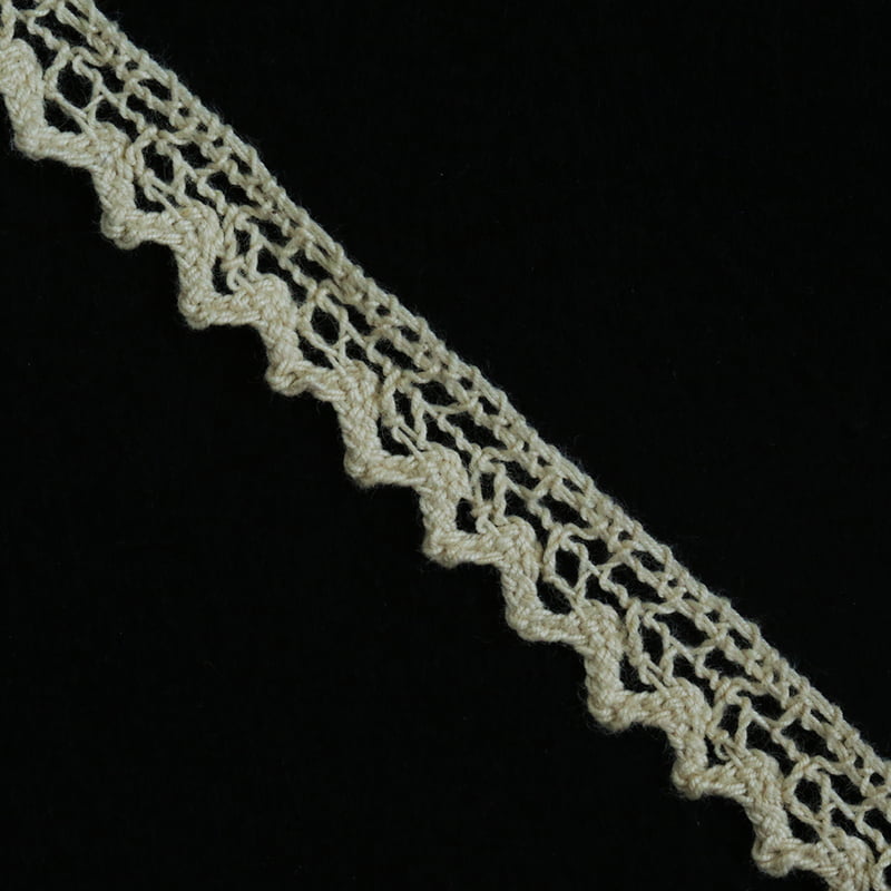 Lace Off white Design 22