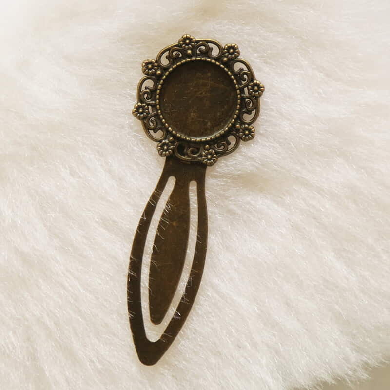 Antique Bronze Book Mark Modal 100 Antique Bronze Book Mark Modal 100