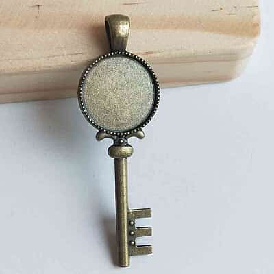 Pendant Antique Bronze Modal 221