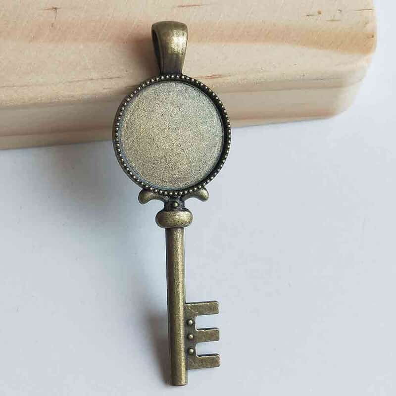 Pendant Antique Bronze Modal 221 Pendant Antique Bronze Modal 221