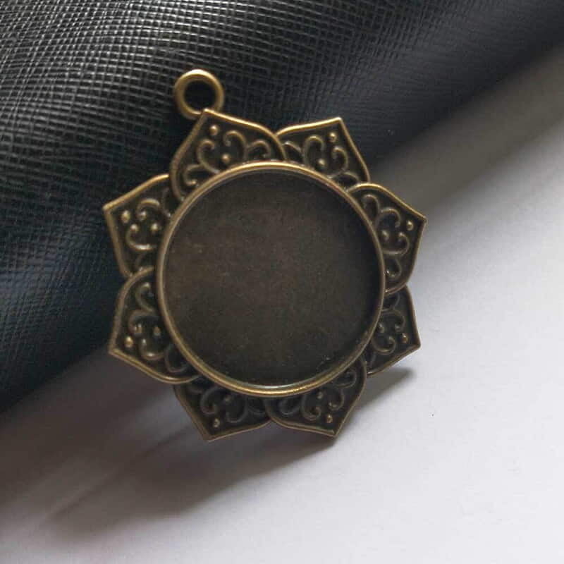 Pendant Antique Bronze Modal 177 Pendant Antique Bronze Modal 177