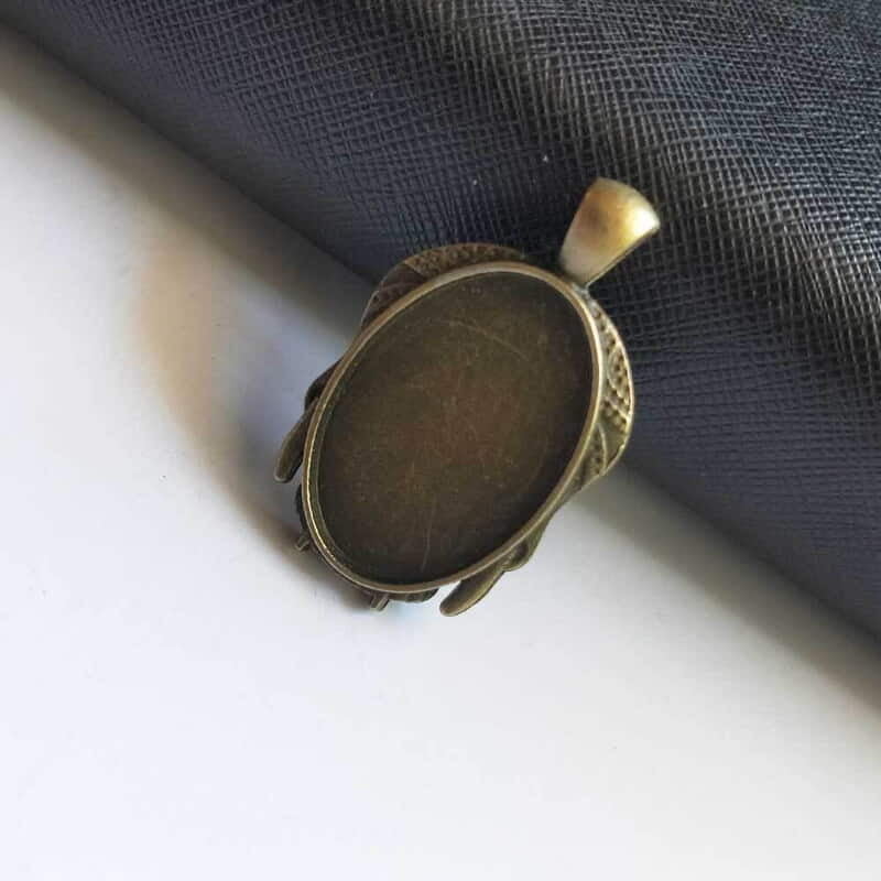 Pendant Antique Bronze Modal 146 Pendant Antique Bronze Modal 146