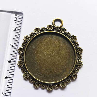 Pendant Antique Bronze Modal 142 Pendant Antique Bronze Modal 142
