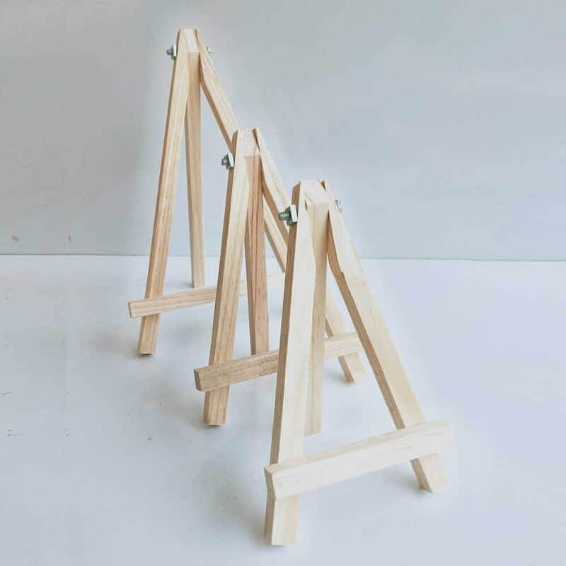 Wooden Easel  8"
