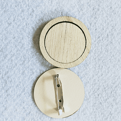Mini Hoop Brooch Veneer Cream Medium Mini Hoop Brooch Veneer Cream Medium