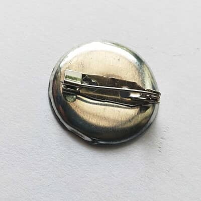 Round Brooch Pin