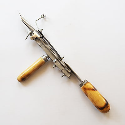 Tufting gun manual Cut pile Tufting gun manual Cut pile