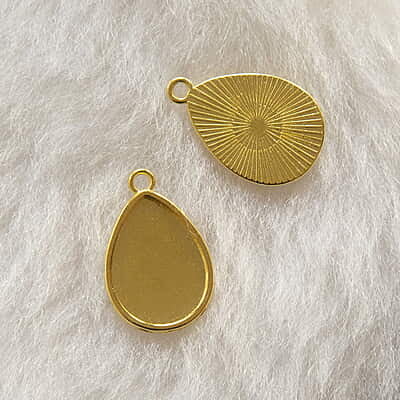 Pendant Gold  Modal 106