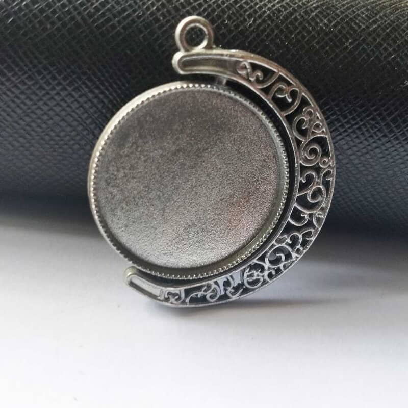 Rotating Double Side Round Pendant Grey Silver Big Rotating Double Side Round Pendant Grey Silver Big