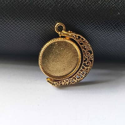 Rotating Double Side Round Pendant  Gold Small