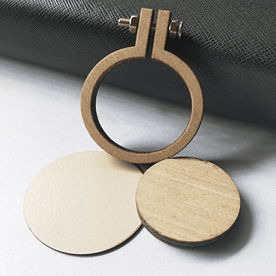 Mini Hoop Circle With Screw Veneer 4 cm