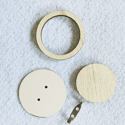 Mini Hoop Brooch Veneer Cream Medium