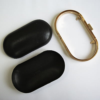 Clutch Bag Frame Modal Five