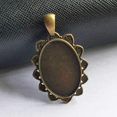Pendant Antique Bronze Modal 147