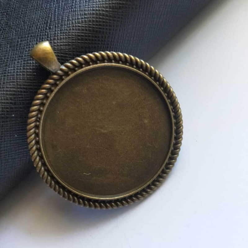 Pendant Antique Bronze Modal 134