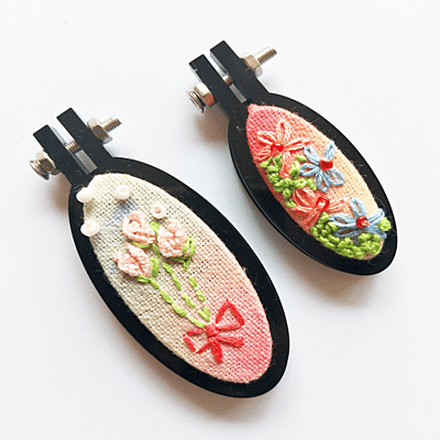 Mini Hoop Vertical Oval Black Big Mini Hoop Vertical Oval Black Big