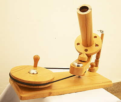 Yarn Winder - Modal 4 Yarn Winder - Modal 4