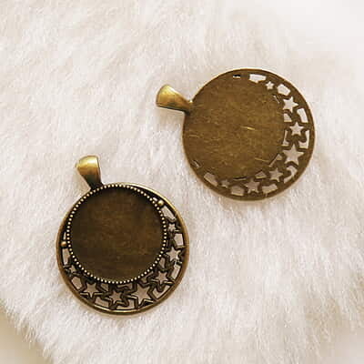 Pendant Antique Bronze Modal 138 Pendant Antique Bronze Modal 138