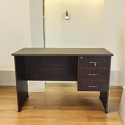 Buy Office Table Online in Chennai | Office Desk | JFA.IN