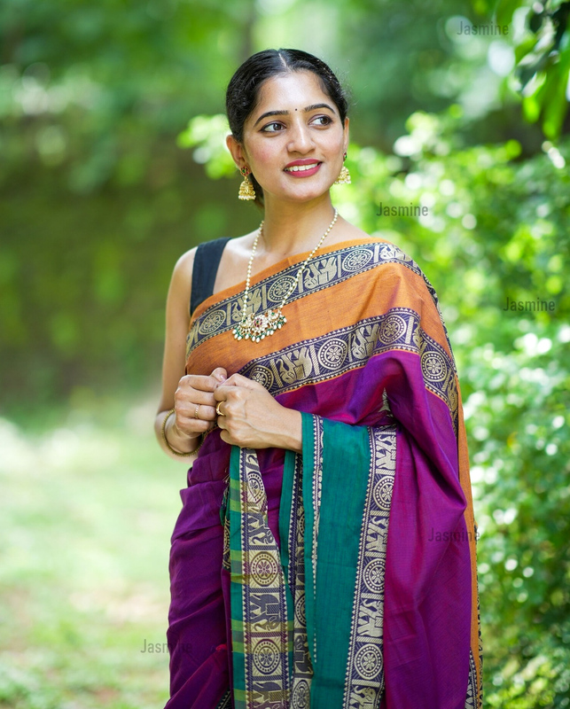 Vrishika - वृषिका ( Narayanpet cotton sarees )