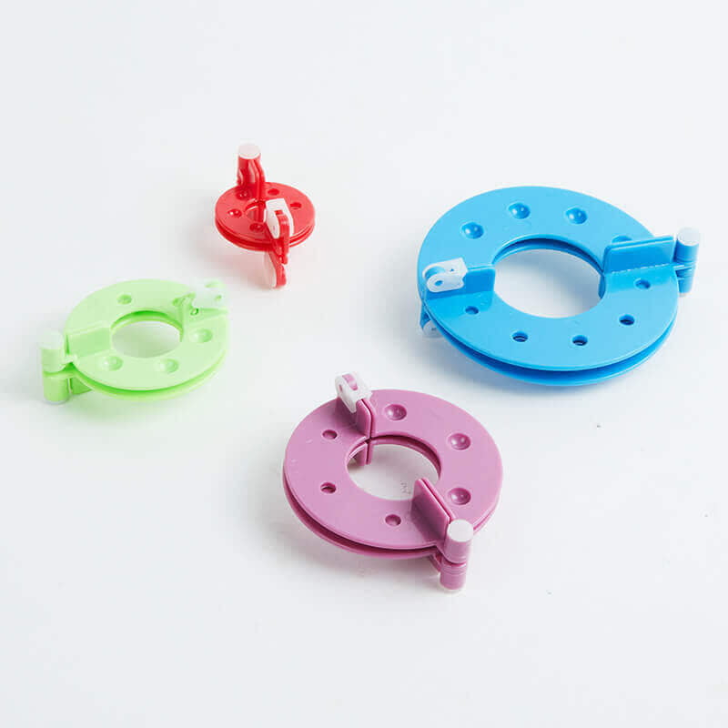 KnitPro Pom pom makers Rejoice