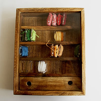 Wooden Embroidery Floss Organizer With Bobbin