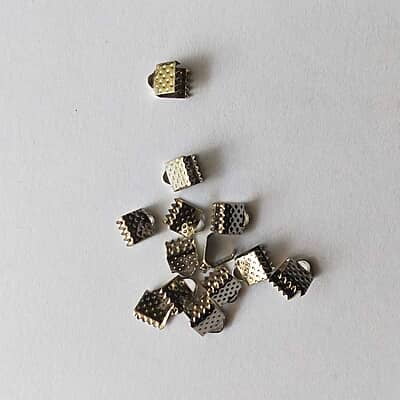 Metal crimp Metal crimp