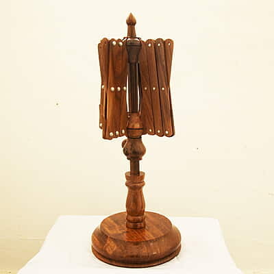 Yarn Swift - Modal 2 Yarn Swift - Modal 2