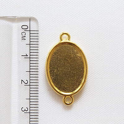 Gold Bracelet Bezel Modal 102