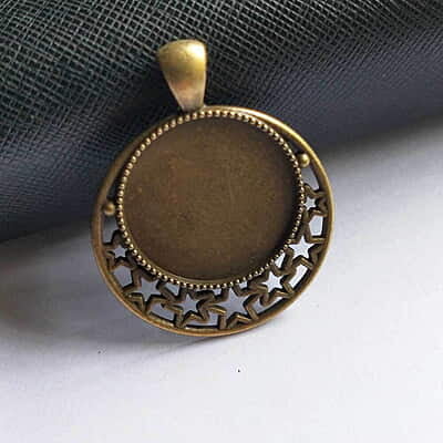 Pendant Antique Bronze Modal 138 Pendant Antique Bronze Modal 138