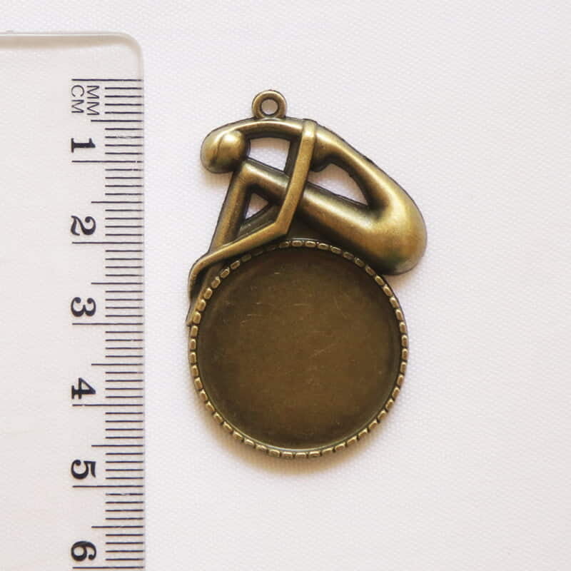 Pendant Antique Bronze Modal 104 Pendant Antique Bronze Modal 104