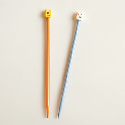 Pony Plastic Knobbed Knitting Pin Smiley Pony Plastic Knobbed Knitting Pin Smiley