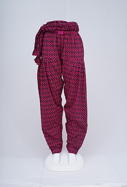 Women Printed Patiyala with Matching Stole