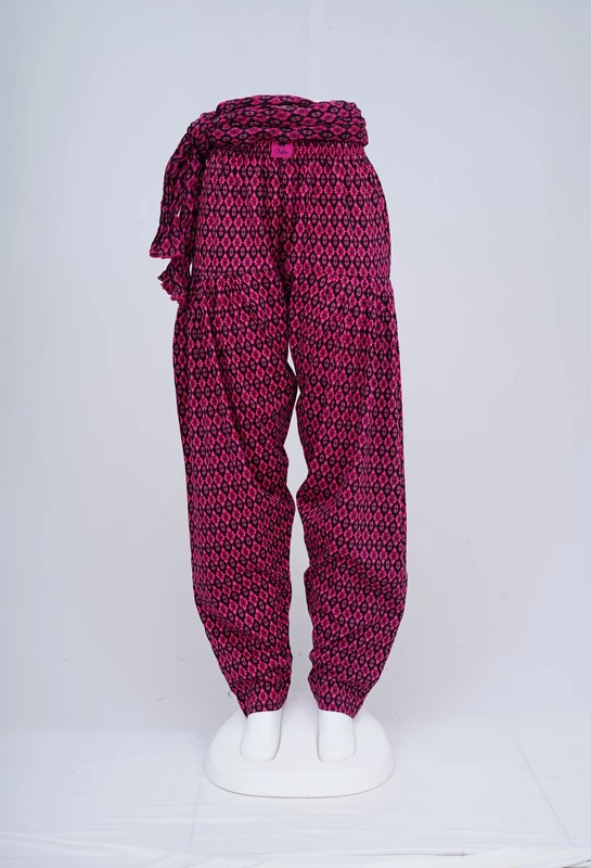 Women Printed Patiyala with Matching Stole