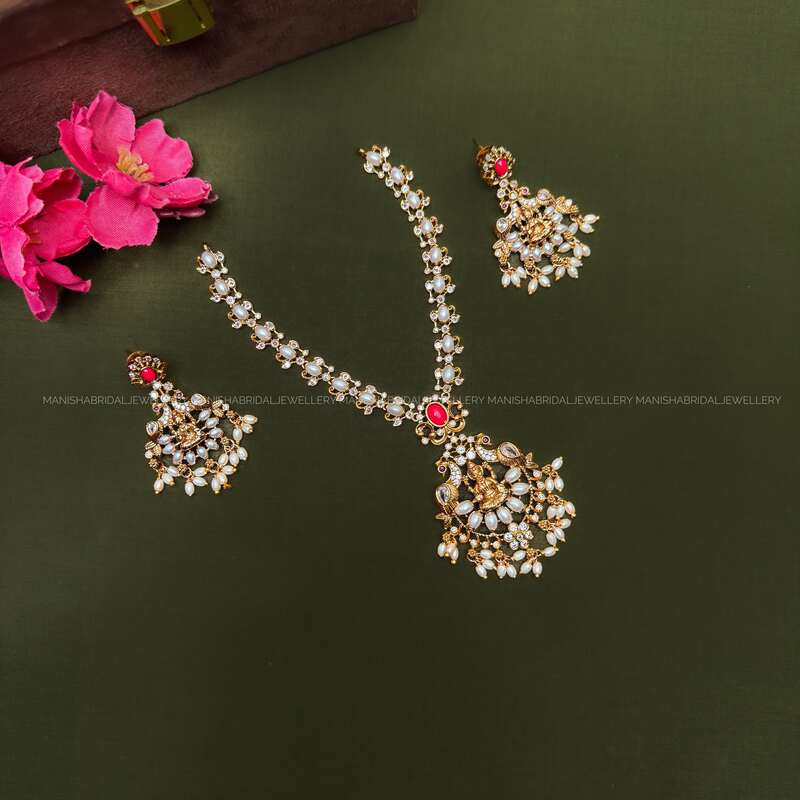 lakshmi chain with pavalam and beads