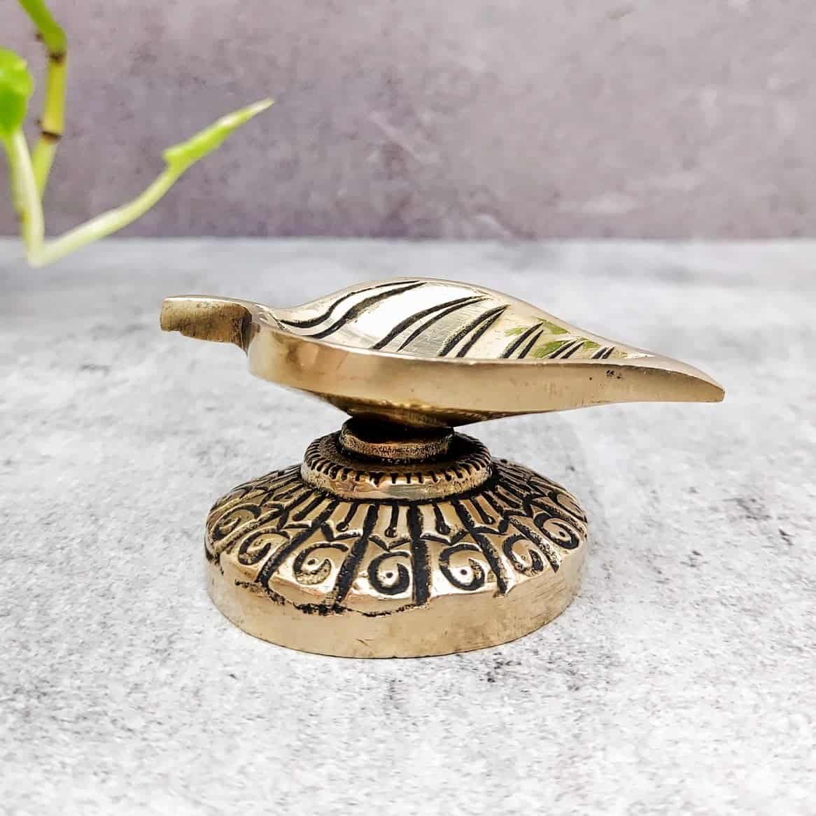 Brass Peeple Leaf Design Diya Pair - 1.5 inch Height | Decorative Brass Diya Pair with Peeple Leaf Design