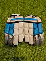 CRICKET BATTING GLOVES SS AEROLITE
