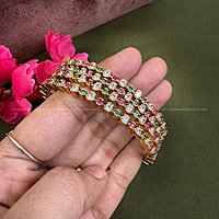 p/g small stone bangle