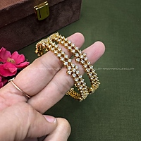 Diamond petal bangle