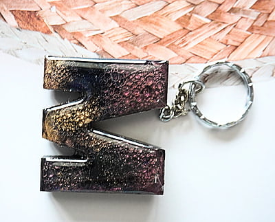 'M' COSMIC EFFECT LETTER KEYCHAIN 'M' COSMIC EFFECT LETTER KEYCHAIN