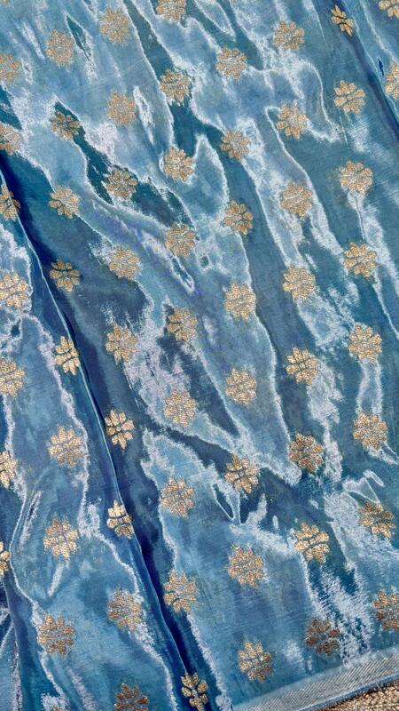 Banarasi Russian silk with Bandini weaving saree