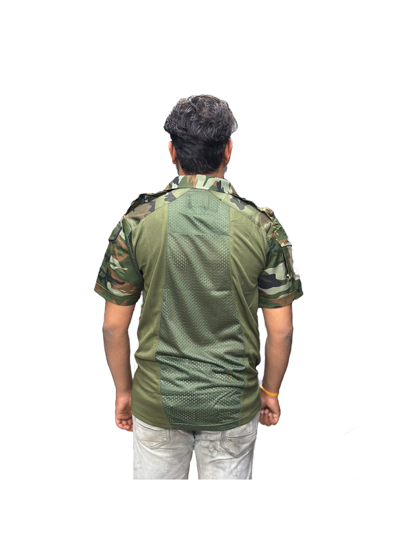 CAMO PRINT half-sleeves collar t-shirt with flaps (dot-net fabric)