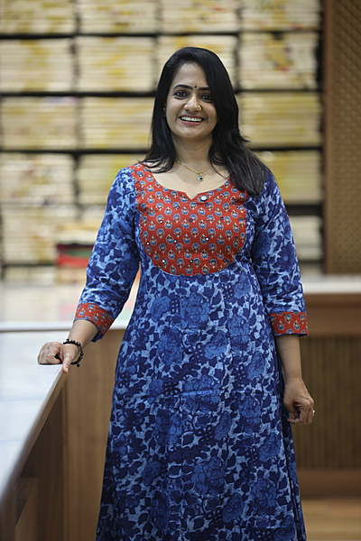 20jd indigo blue and brickred printed anarkali kurthi