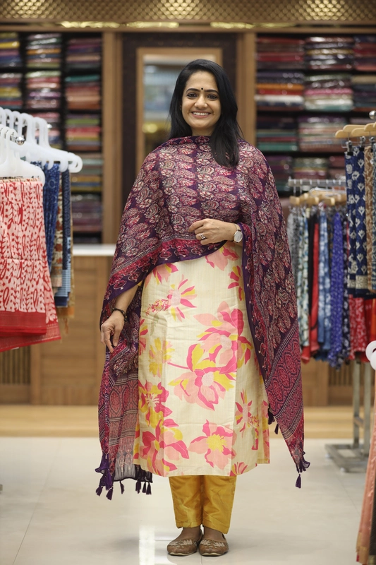 29j 2a violet crushed duppata